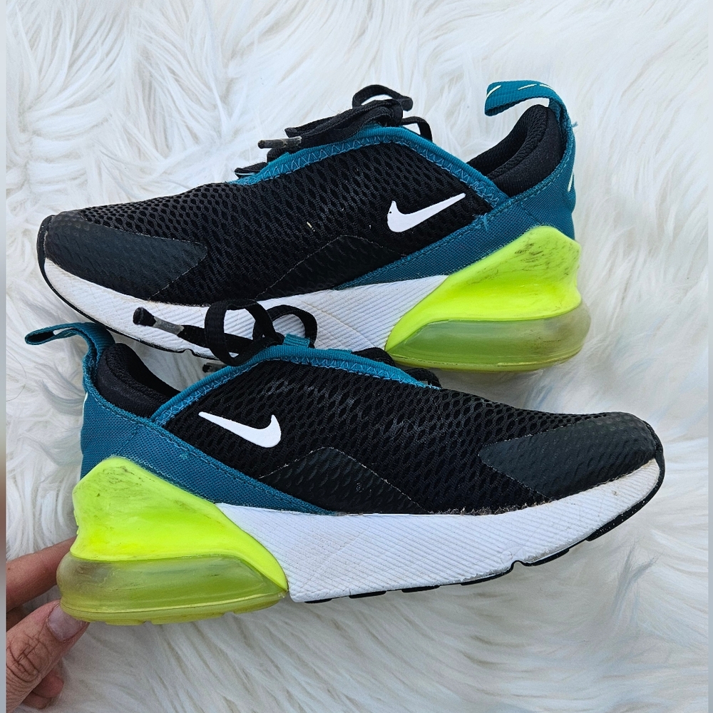 Nike Air Max 270 (PS) size: 11.5 (kids)